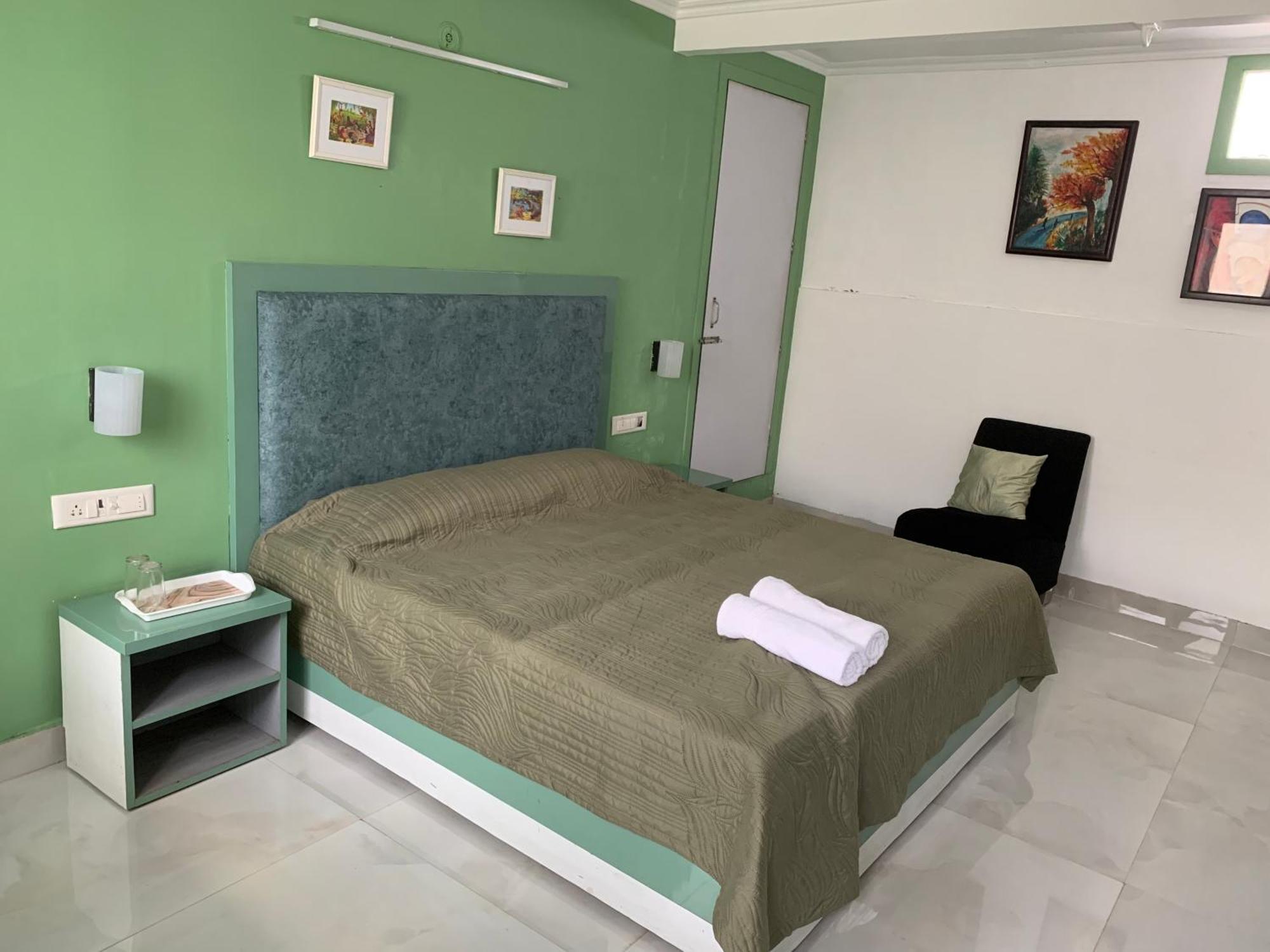 Serene Abode Apartment Meerut